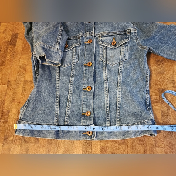 🍂🍁🍂Label of Graded Goods L.O.G.G Jean jacket size 8 H&M Denim🍁🍂🍁 - Picture 6 of 16